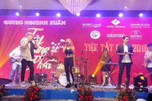ruc-ro-sac-mau-dem-tiec-tat-nien-2018-gotec-nghinh-xuan-tai-bung-loc-phat-hinh-3-1-300x200.jpg