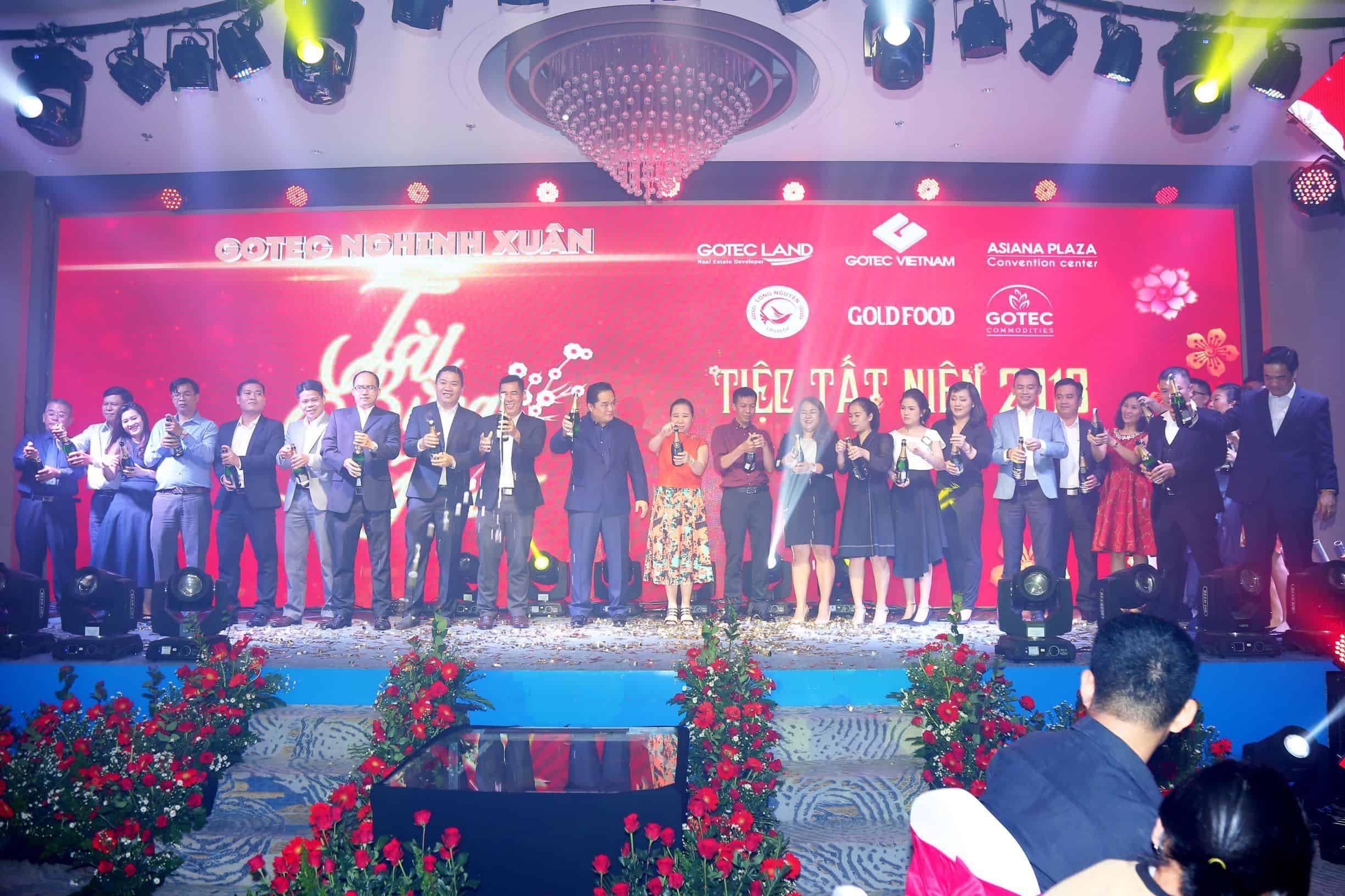 Rực rỡ sắc màu đêm Tiệc tất niên 2018 "Gotec nghinh xuân - Tài bừng lộc phát"